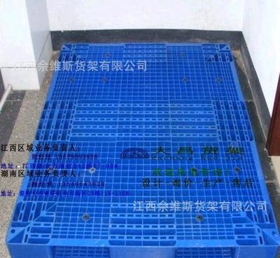 塑膠托盤全面解析 九腳、川字、田字、平面與雙面塑料卡板的特點與應用